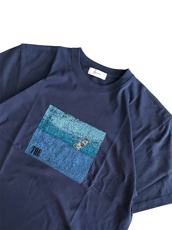 THE JEAN PIERRE ジャン・ピエール Photo EMB SS TEE - NAVY -