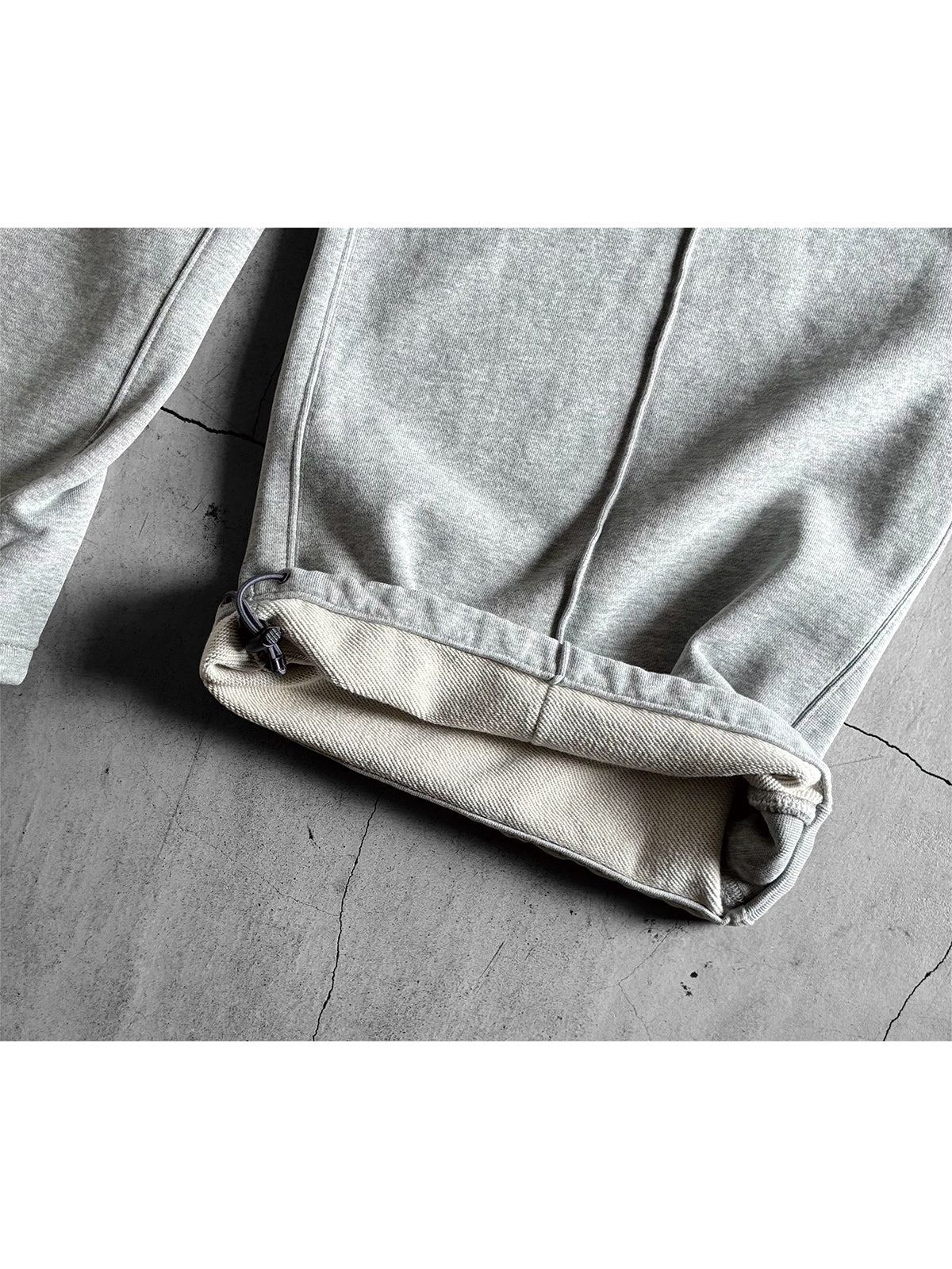 THE JEAN PIERRE ジャン・ピエール 3 Tuck Sweat Wide Trouser  -  GREY -