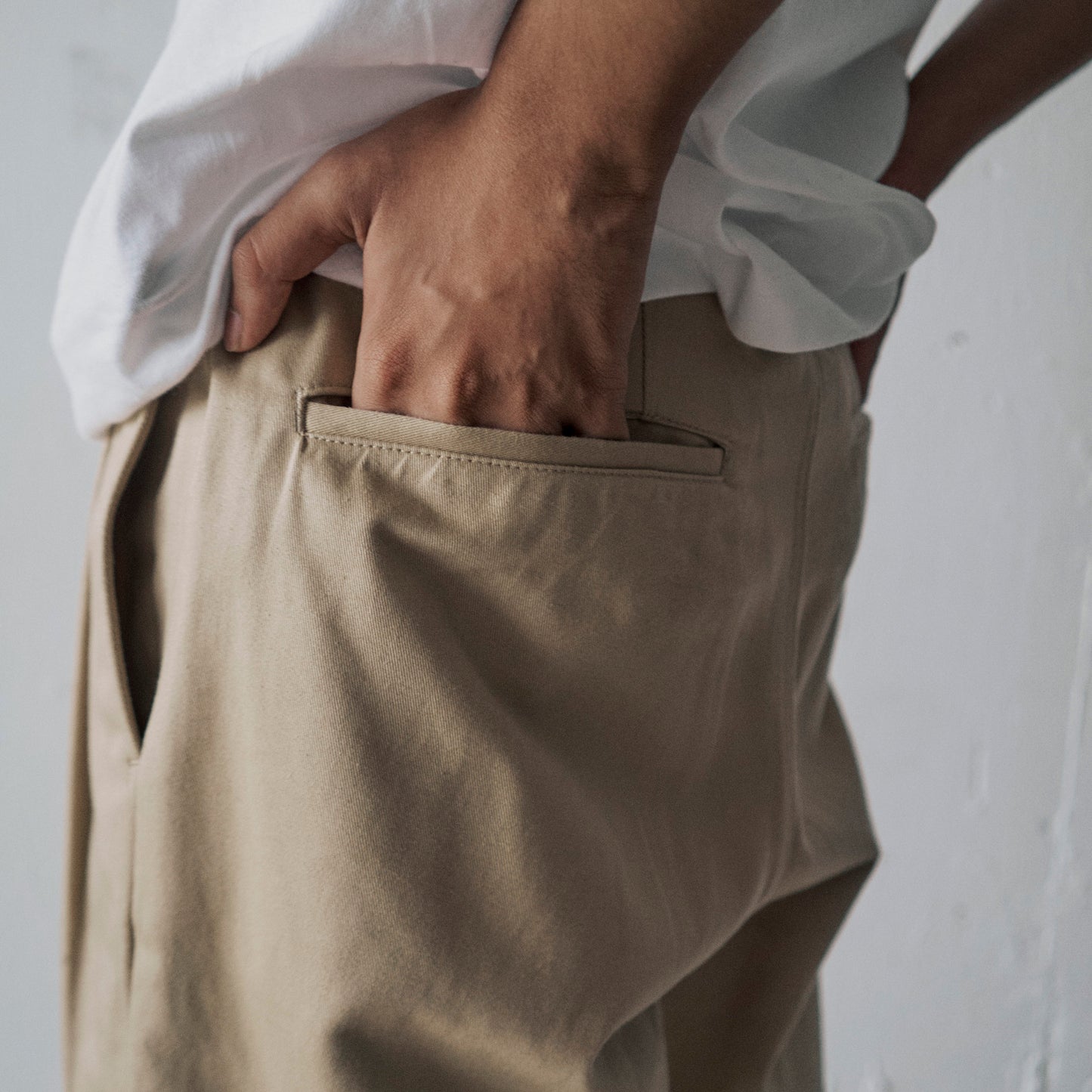 AS STANDARD アズスタンダード CHINO PANTS - BEIGE -