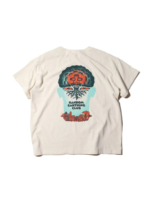 NATAL DESIGN x MAGOODZ ネイタル デザイン MAGOODZ "Random Earthing Club" ND ver. TEE - NATURAL -
