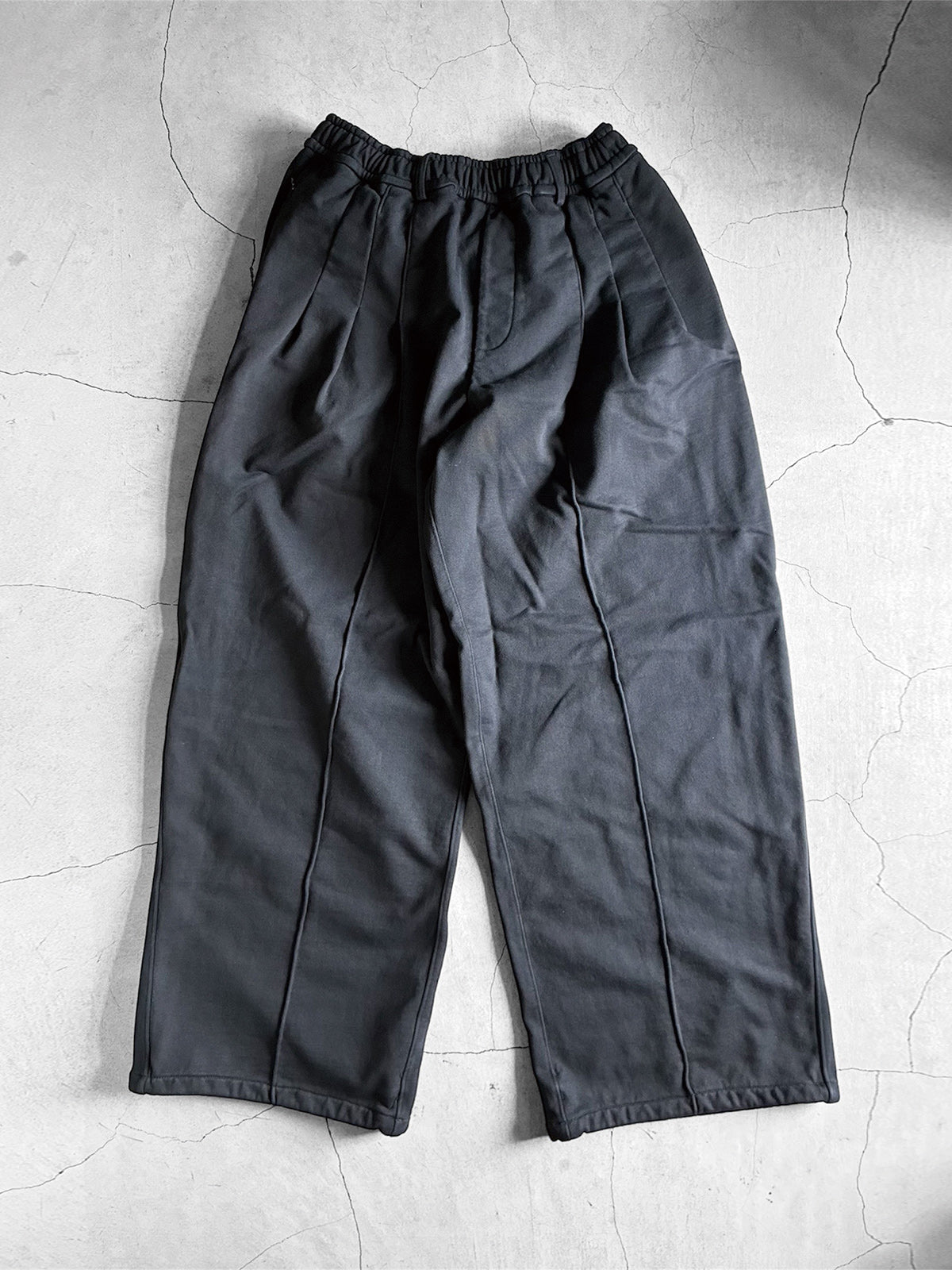 THE JEAN PIERRE ジャン・ピエール 3 Tuck Sweat Wide Trouser  -  BLACK -