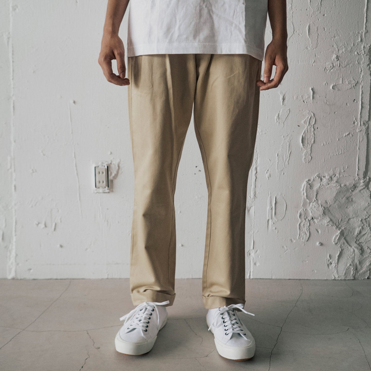 AS STANDARD アズスタンダード CHINO PANTS - BEIGE -