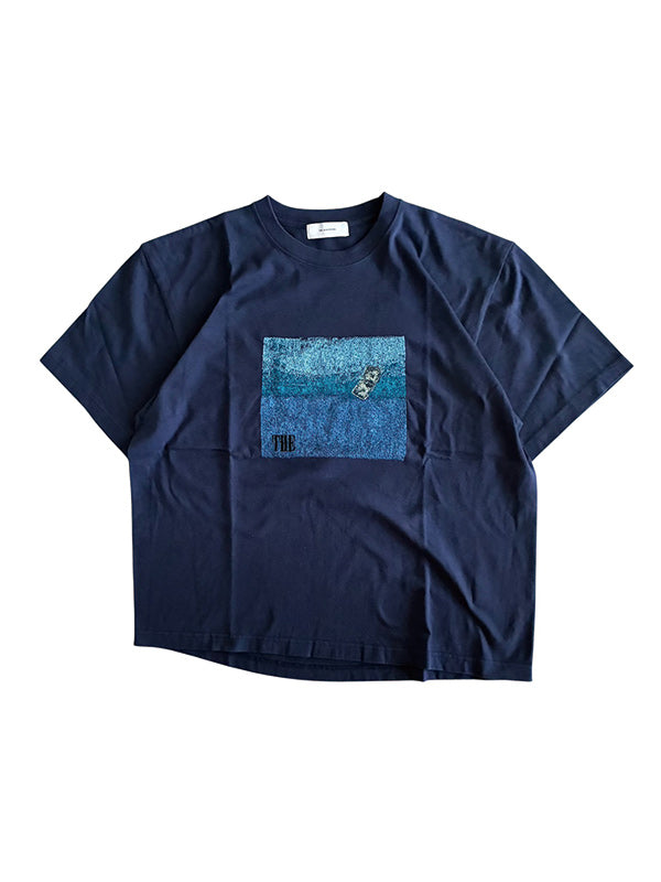 THE JEAN PIERRE ジャン・ピエール Photo EMB SS TEE - NAVY -
